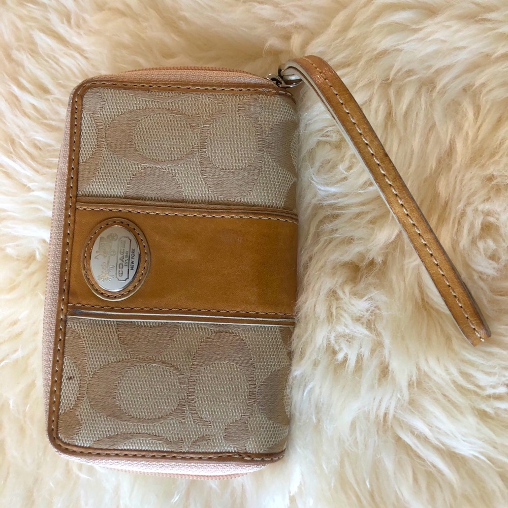 Coach wallet